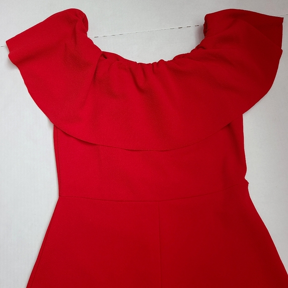 Red Off Shoulder Romper Shorts - Picture 6 of 9